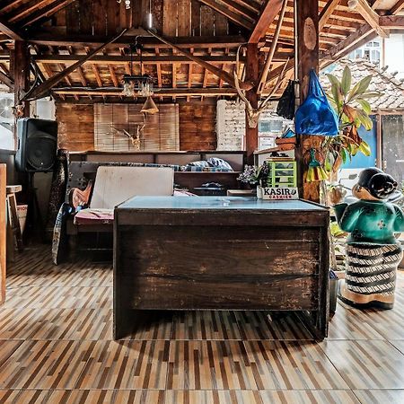 Spot On 91916 Joglo Doyong Homestay Syariah Yogyakarta Ngoại thất bức ảnh