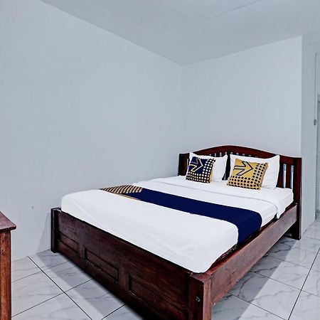 Spot On 91916 Joglo Doyong Homestay Syariah Yogyakarta Ngoại thất bức ảnh