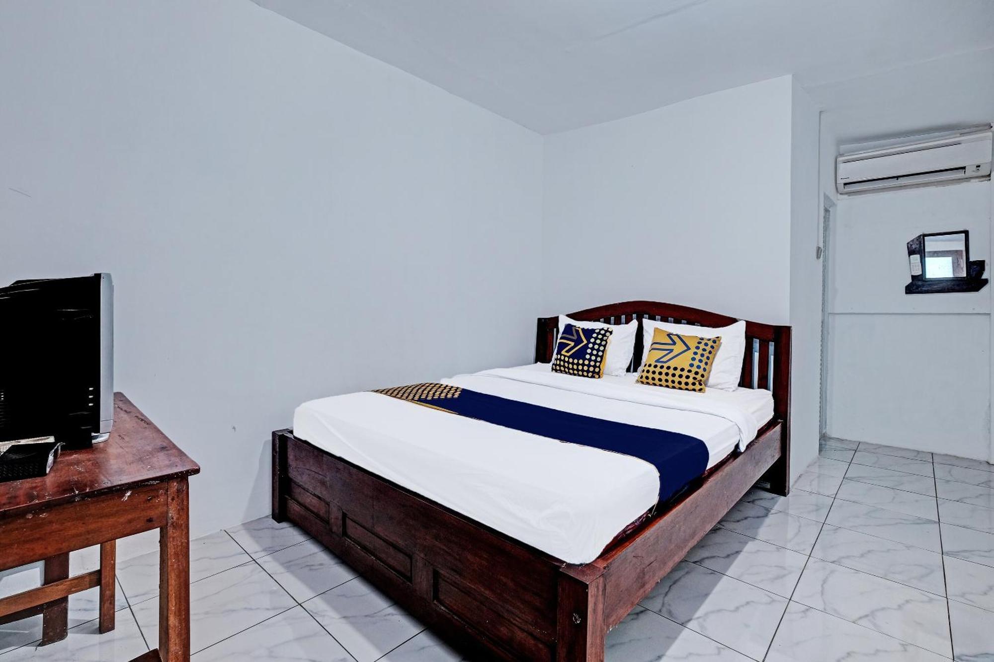 Spot On 91916 Joglo Doyong Homestay Syariah Yogyakarta Ngoại thất bức ảnh