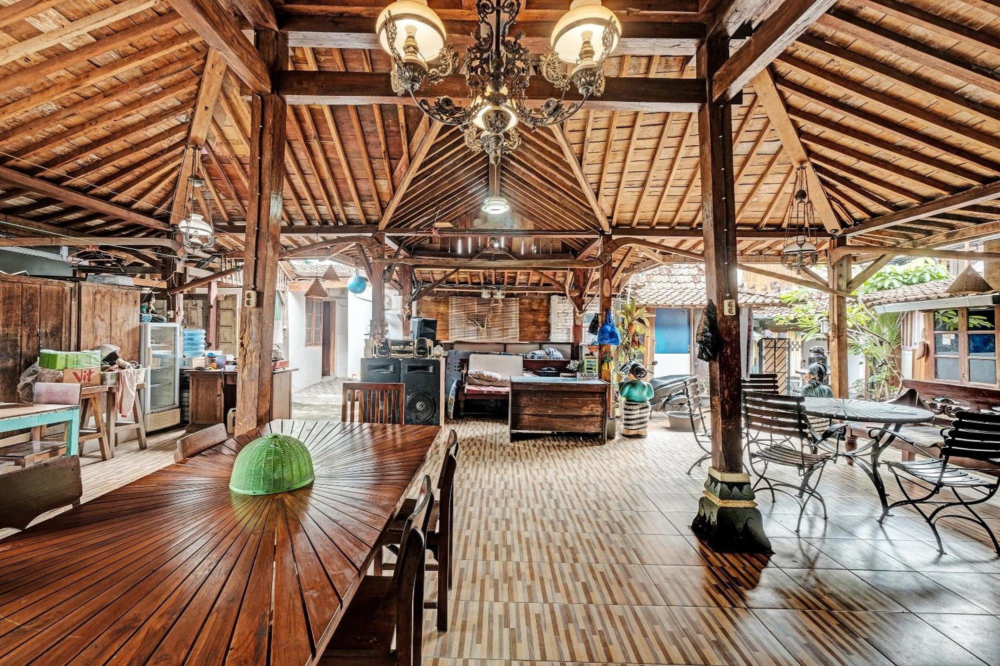 Spot On 91916 Joglo Doyong Homestay Syariah Yogyakarta Ngoại thất bức ảnh